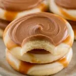 Delicious Twix Caramel Cookies with chocolate and caramel layers